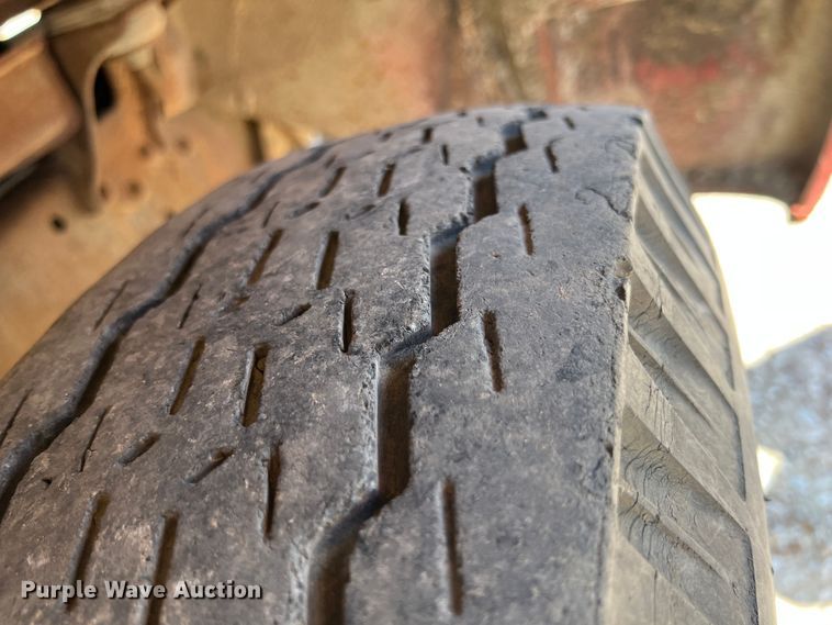 image for item IA9208 1966 Chevrolet C60  grain truck