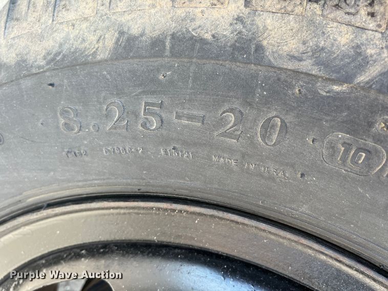 image for item IA9208 1966 Chevrolet C60  grain truck