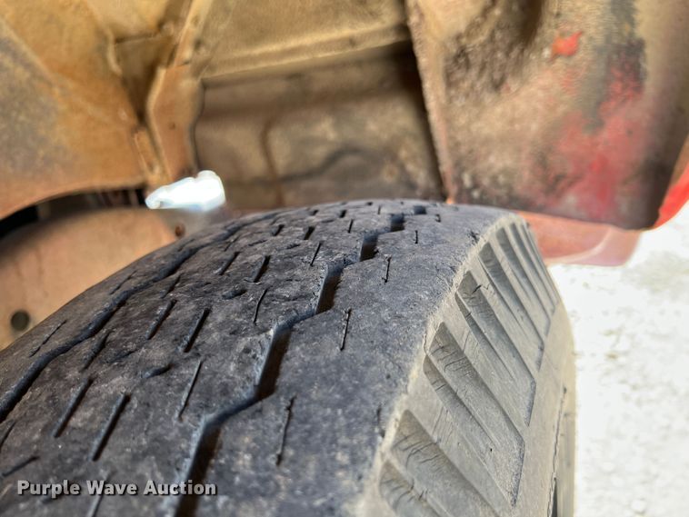 image for item IA9208 1966 Chevrolet C60  grain truck