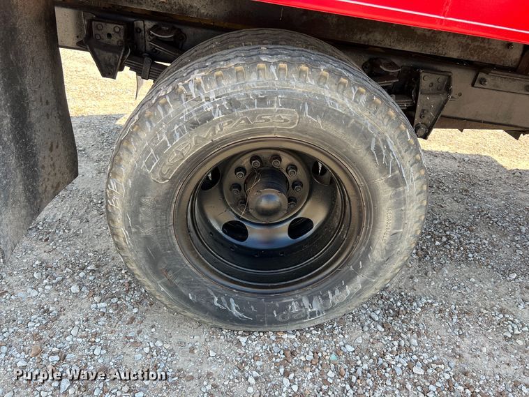 image for item IA9208 1966 Chevrolet C60  grain truck