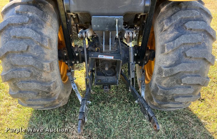 image for item IA9220 Cub Cadet LX410  MFWD tractor