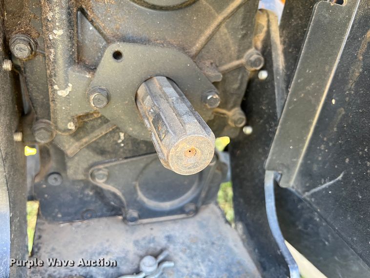 image for item IA9220 Cub Cadet LX410  MFWD tractor