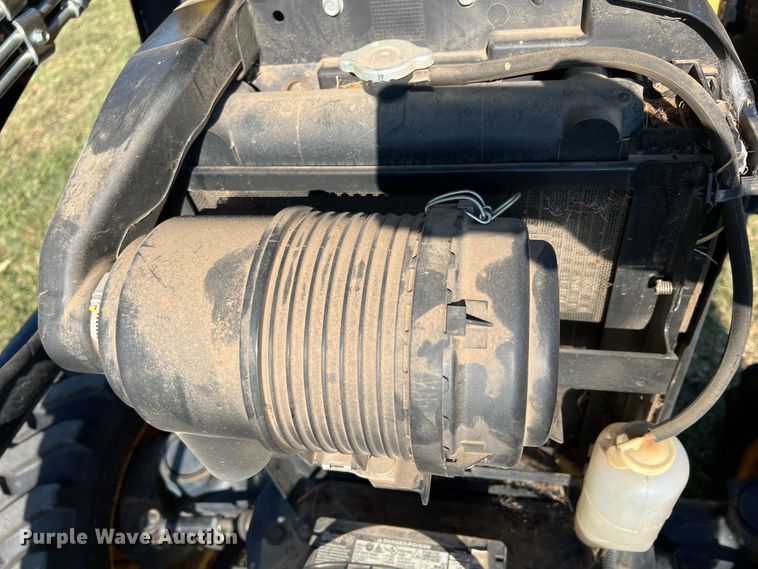 image for item IA9220 Cub Cadet LX410  MFWD tractor