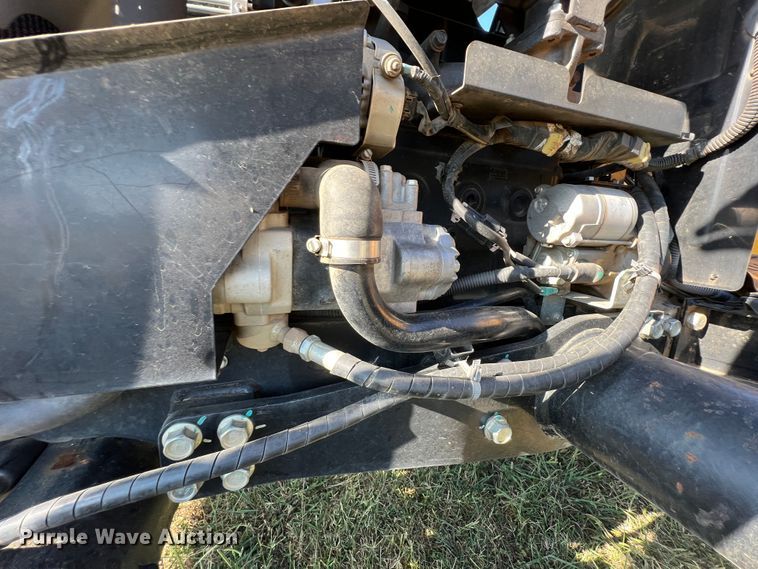 image for item IA9220 Cub Cadet LX410  MFWD tractor