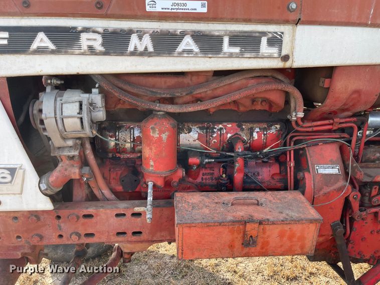 image for item JD9330 1965 International Farmall 706  tractor