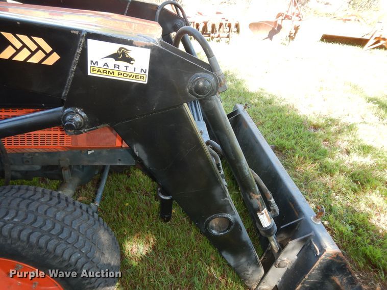 image for item KF9430 Kubota B9200D  MFWD tractor