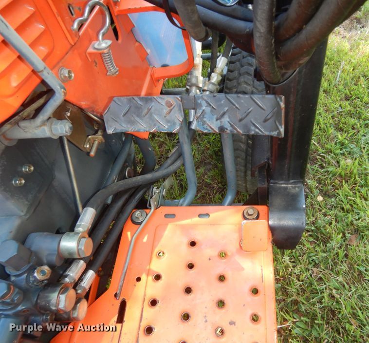 image for item KF9430 Kubota B9200D  MFWD tractor