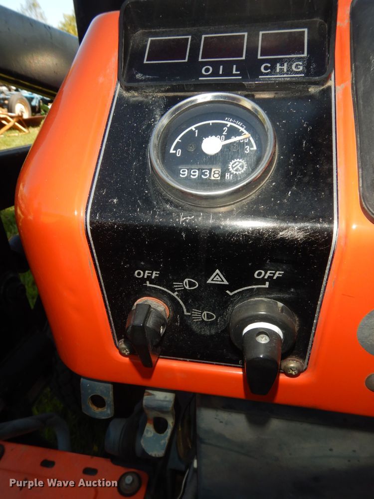 image for item KF9430 Kubota B9200D  MFWD tractor