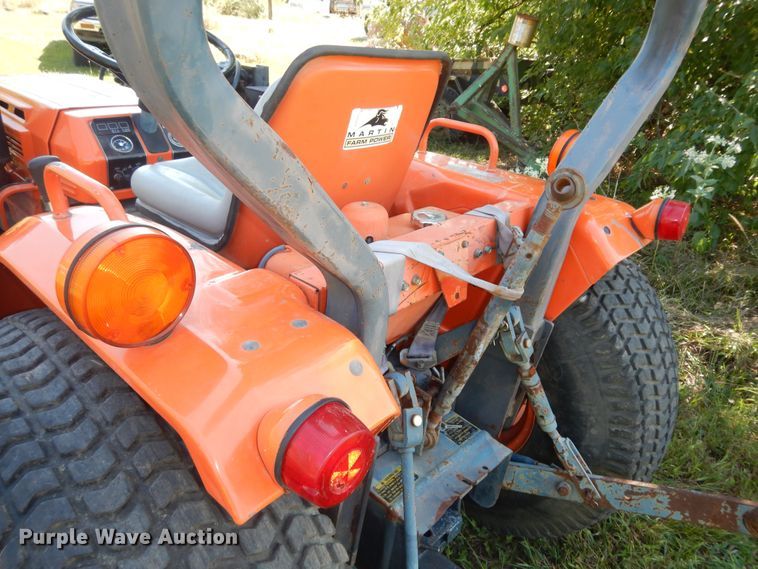 image for item KF9430 Kubota B9200D  MFWD tractor