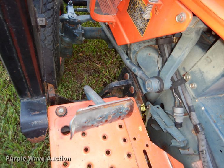 image for item KF9430 Kubota B9200D  MFWD tractor