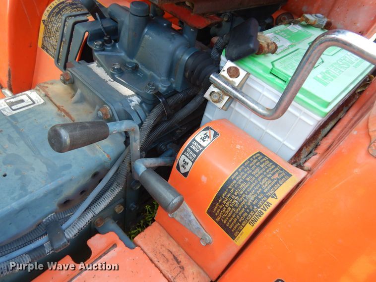 image for item KF9430 Kubota B9200D  MFWD tractor