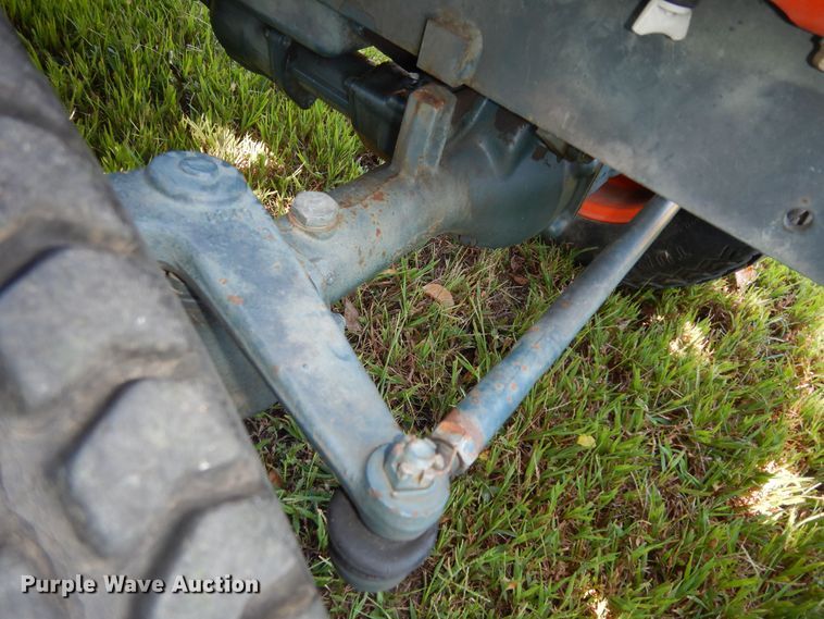 image for item KF9430 Kubota B9200D  MFWD tractor