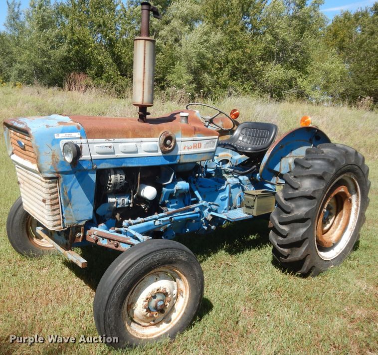 image for item KF9433 Ford 3000 tractor