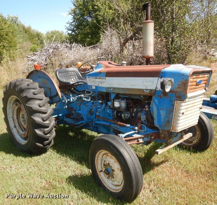 image for item KF9433 Ford 3000 tractor