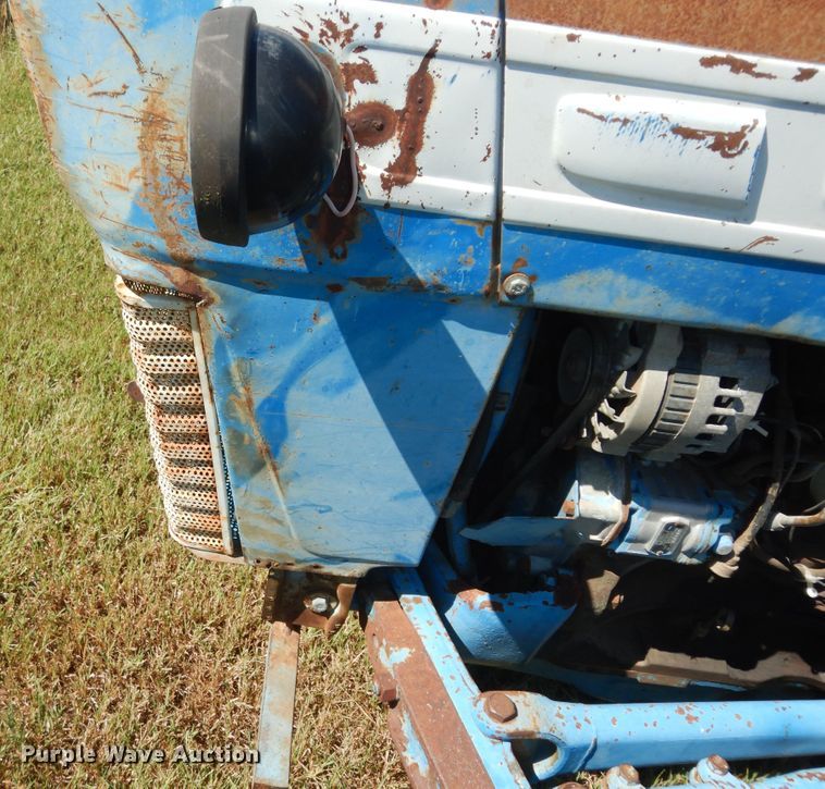 image for item KF9433 Ford 3000 tractor