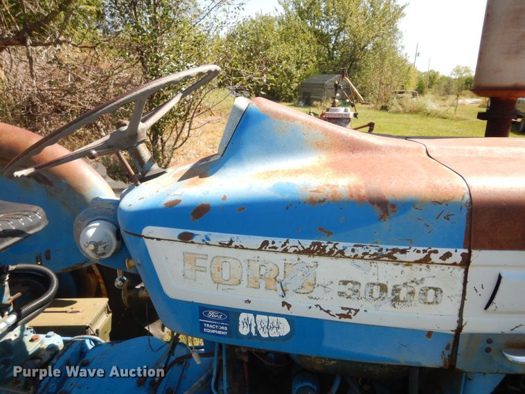 image for item KF9433 Ford 3000 tractor