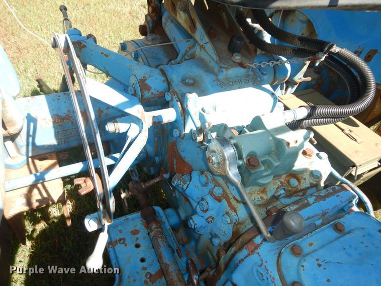 image for item KF9433 Ford 3000 tractor