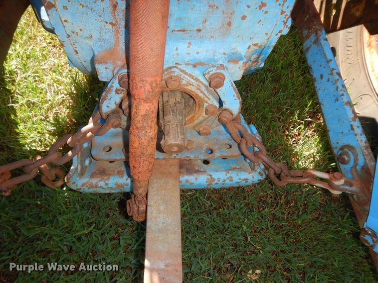 image for item KF9433 Ford 3000 tractor