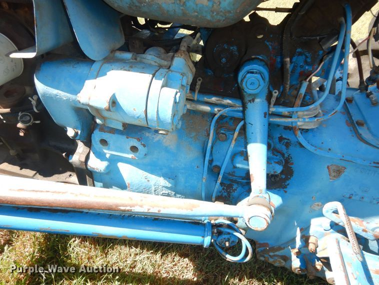 image for item KF9433 Ford 3000 tractor