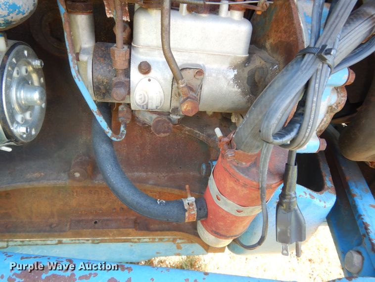 image for item KF9433 Ford 3000 tractor