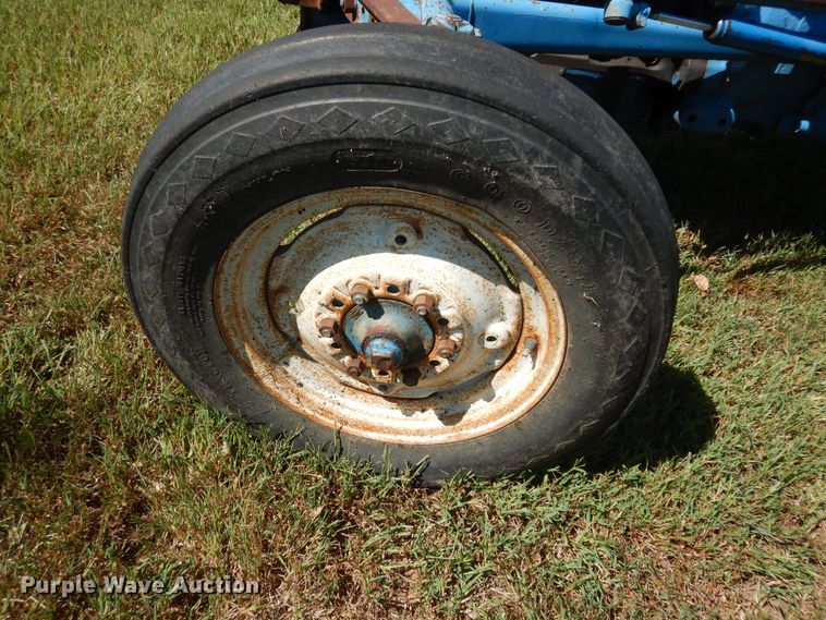 image for item KF9433 Ford 3000 tractor