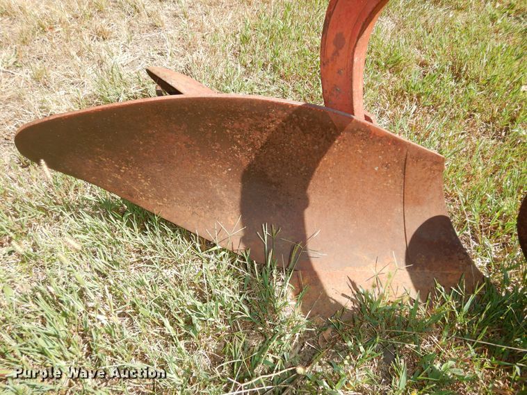 image for item KF9436 Massey Ferguson 62  two bottom plow