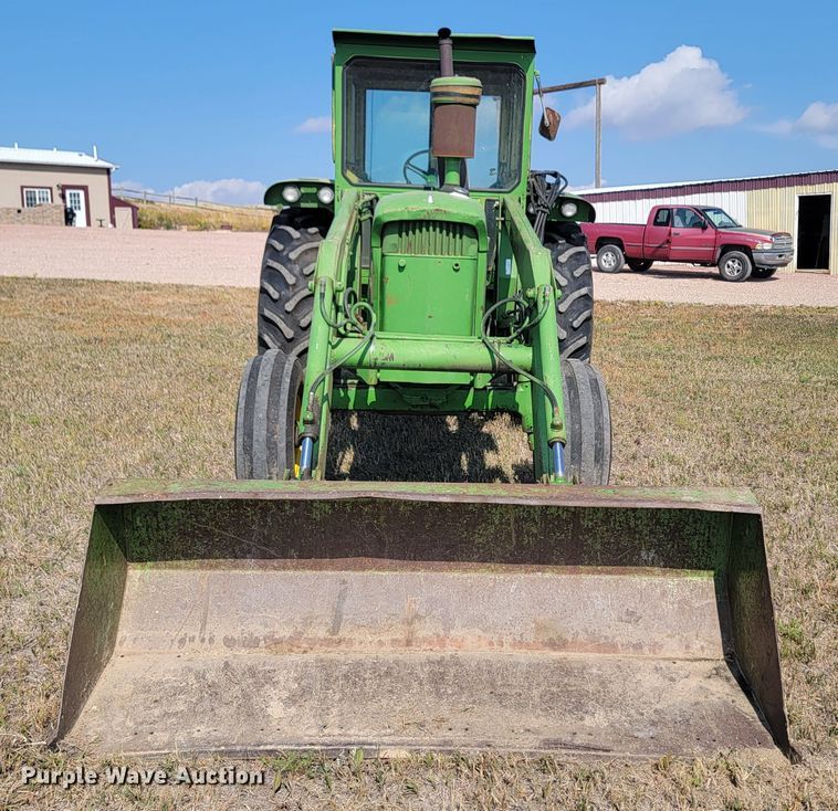 image for item LO9046 1966 John Deere 4020  tractor