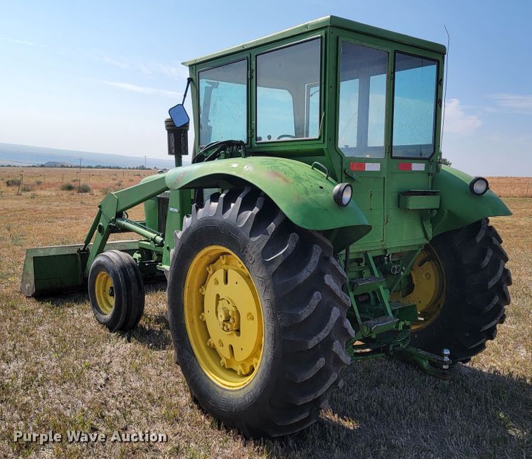 image for item LO9046 1966 John Deere 4020  tractor