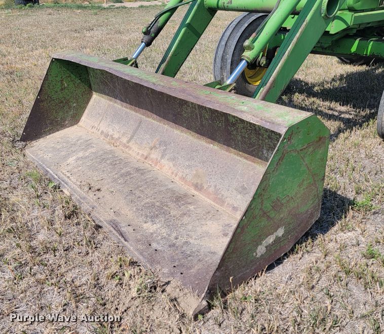 image for item LO9046 1966 John Deere 4020  tractor