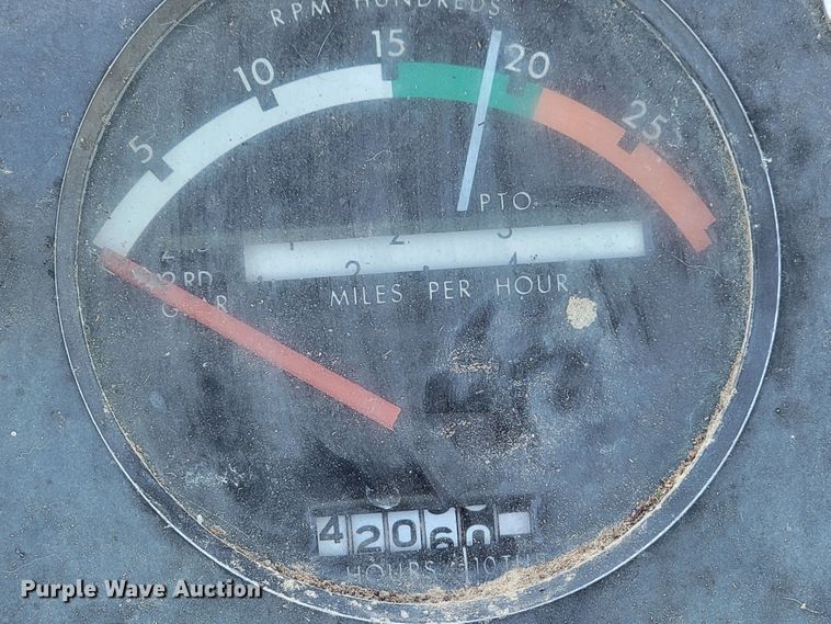 image for item LO9046 1966 John Deere 4020  tractor