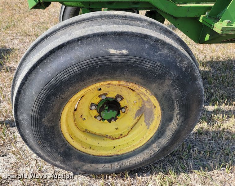 image for item LO9046 1966 John Deere 4020  tractor