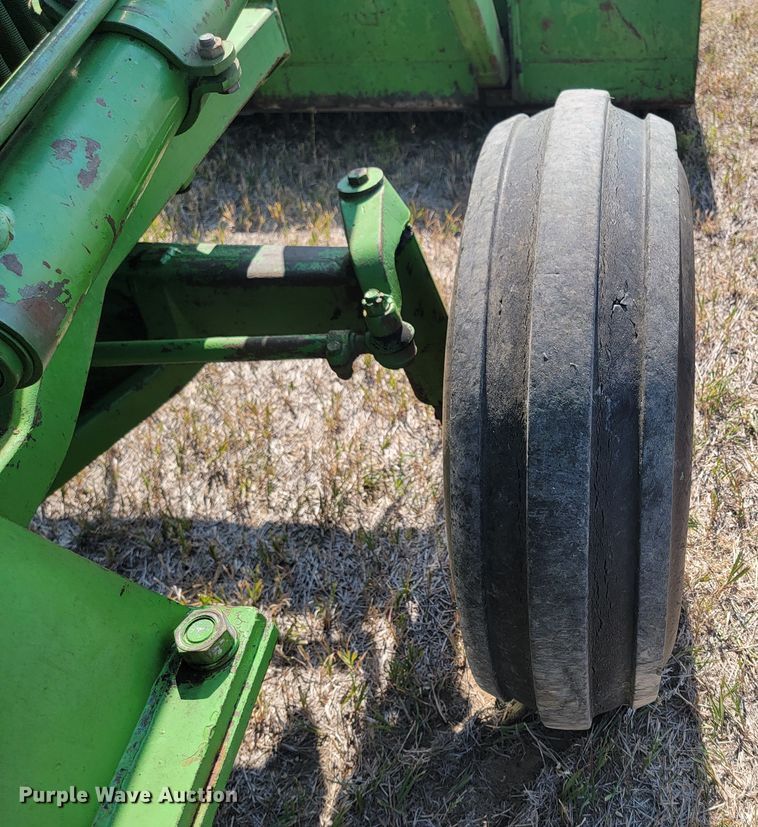 image for item LO9046 1966 John Deere 4020  tractor