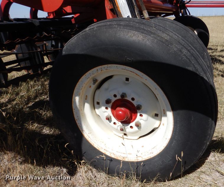 image for item LU9579 Unverferth Rolling Harrow 220  rolling harrow