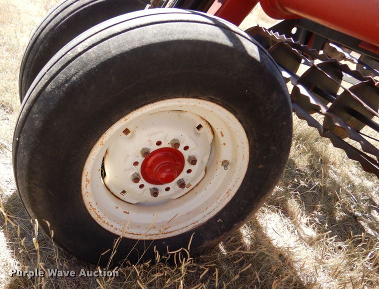 image for item LU9579 Unverferth Rolling Harrow 220  rolling harrow