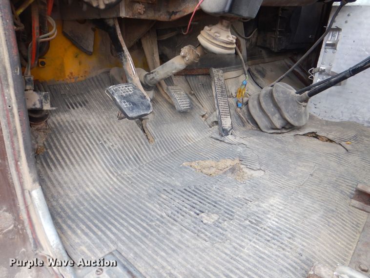 image for item MF9227 Ford 8000  applicator truck