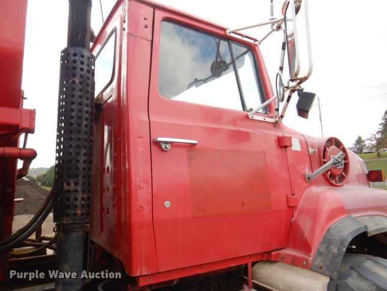 image for item MF9227 Ford 8000  applicator truck