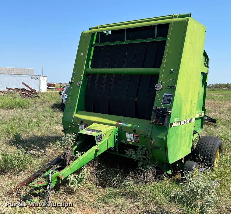 image for item MQ9800 John Deere 535  round baler