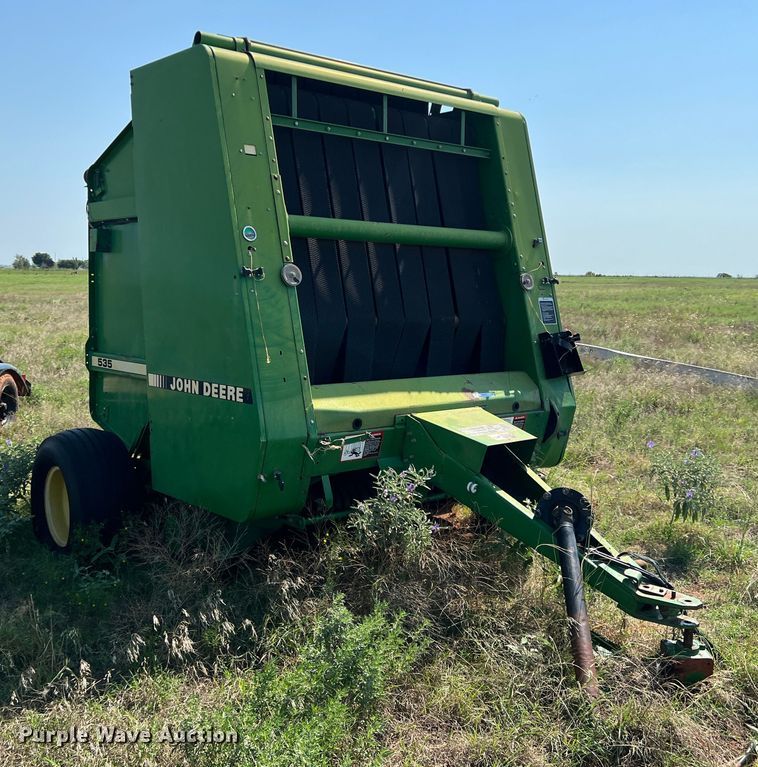image for item MQ9800 John Deere 535  round baler
