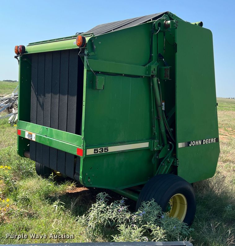 image for item MQ9800 John Deere 535  round baler