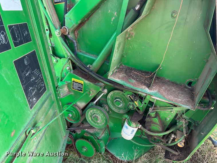 image for item MQ9800 John Deere 535  round baler