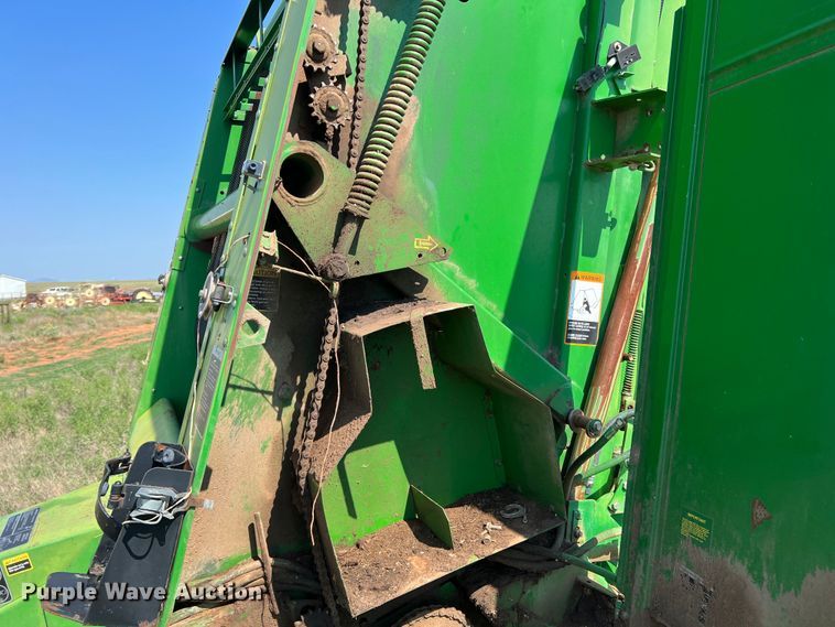 image for item MQ9800 John Deere 535  round baler
