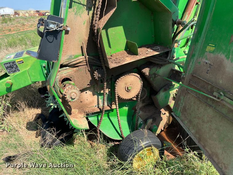 image for item MQ9800 John Deere 535  round baler