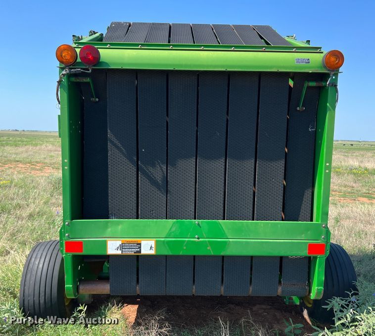 image for item MQ9800 John Deere 535  round baler