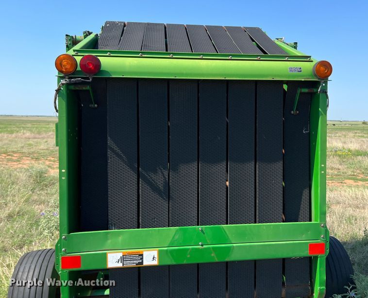 image for item MQ9800 John Deere 535  round baler