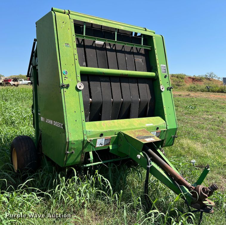 image for item MQ9802 John Deere 535  round baler