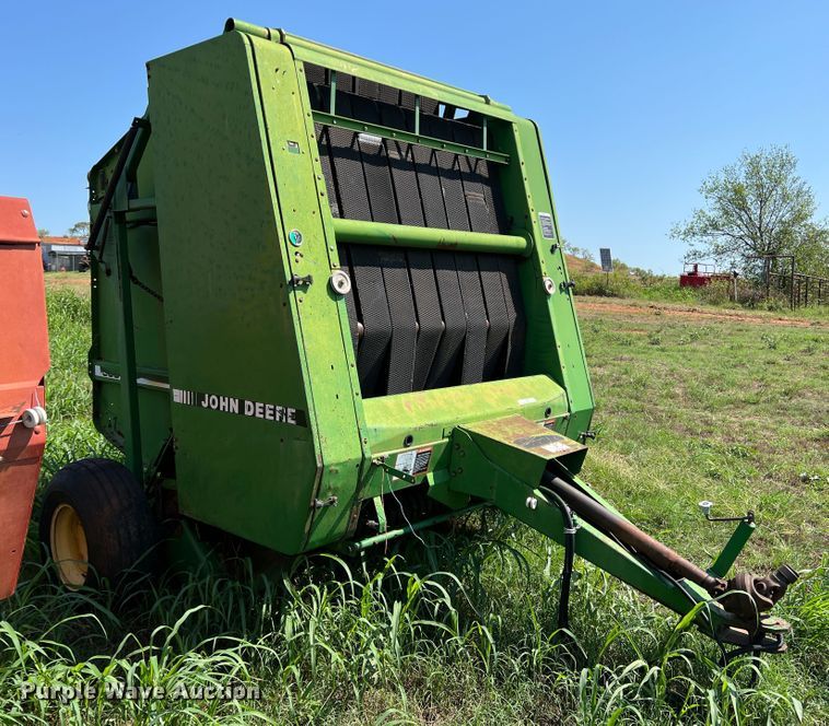 image for item MQ9802 John Deere 535  round baler