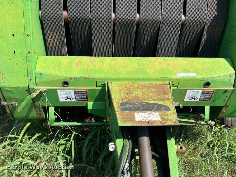 image for item MQ9802 John Deere 535  round baler