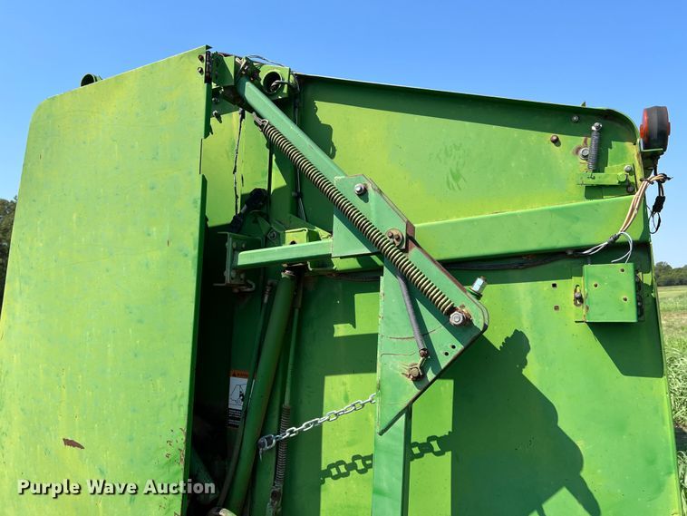 image for item MQ9802 John Deere 535  round baler