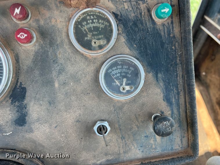 image for item MQ9803 1979 Versatile 855  4WD tractor