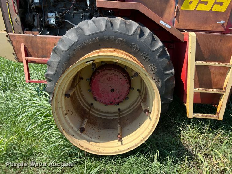 image for item MQ9803 1979 Versatile 855  4WD tractor